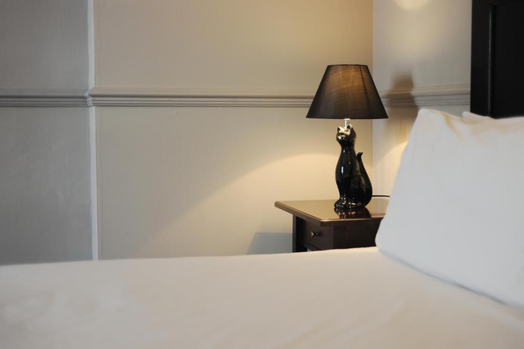 The Crown Hotel Фрамлінґем Номер фото